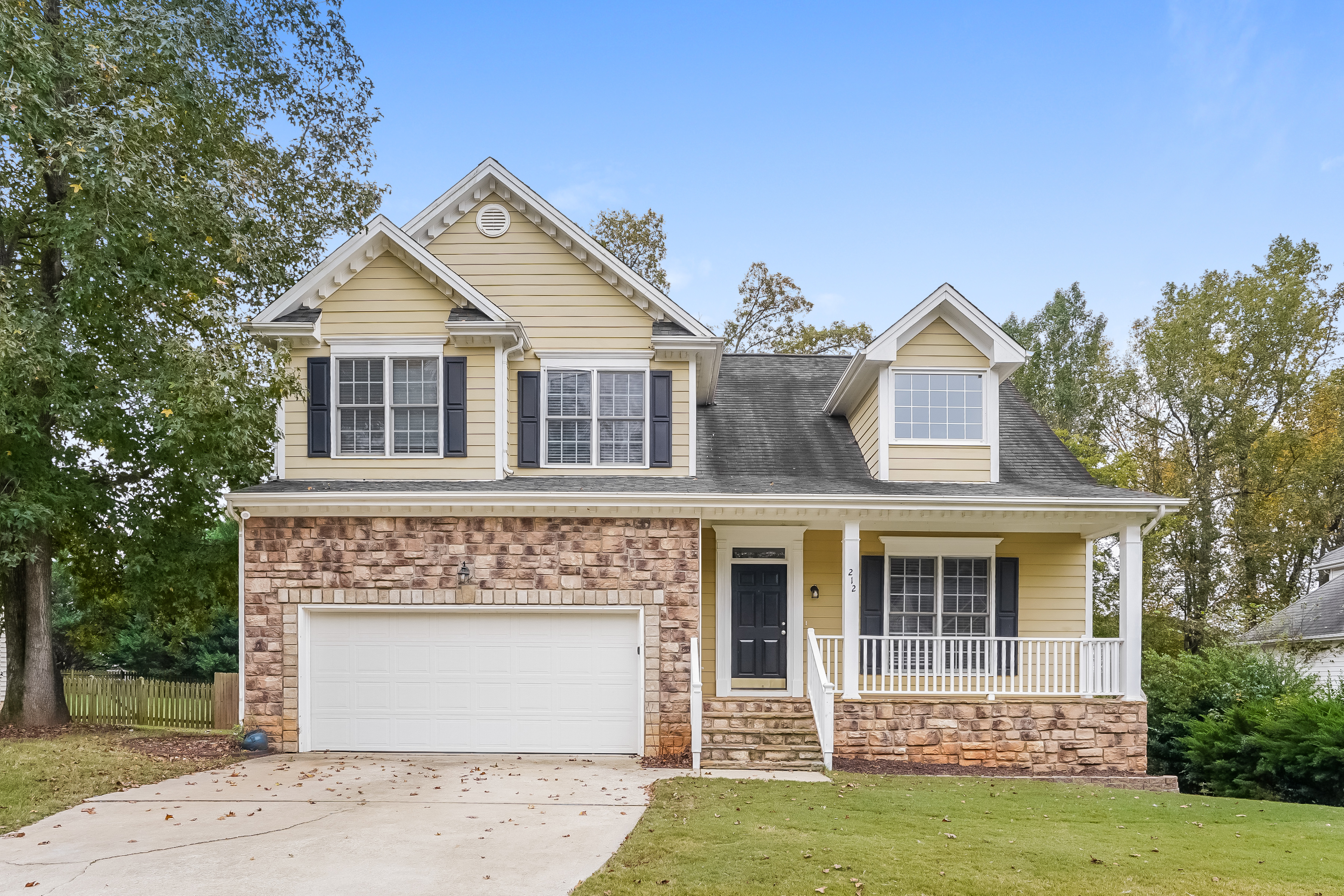 212 Sarazen Dr Clayton, NC 27527